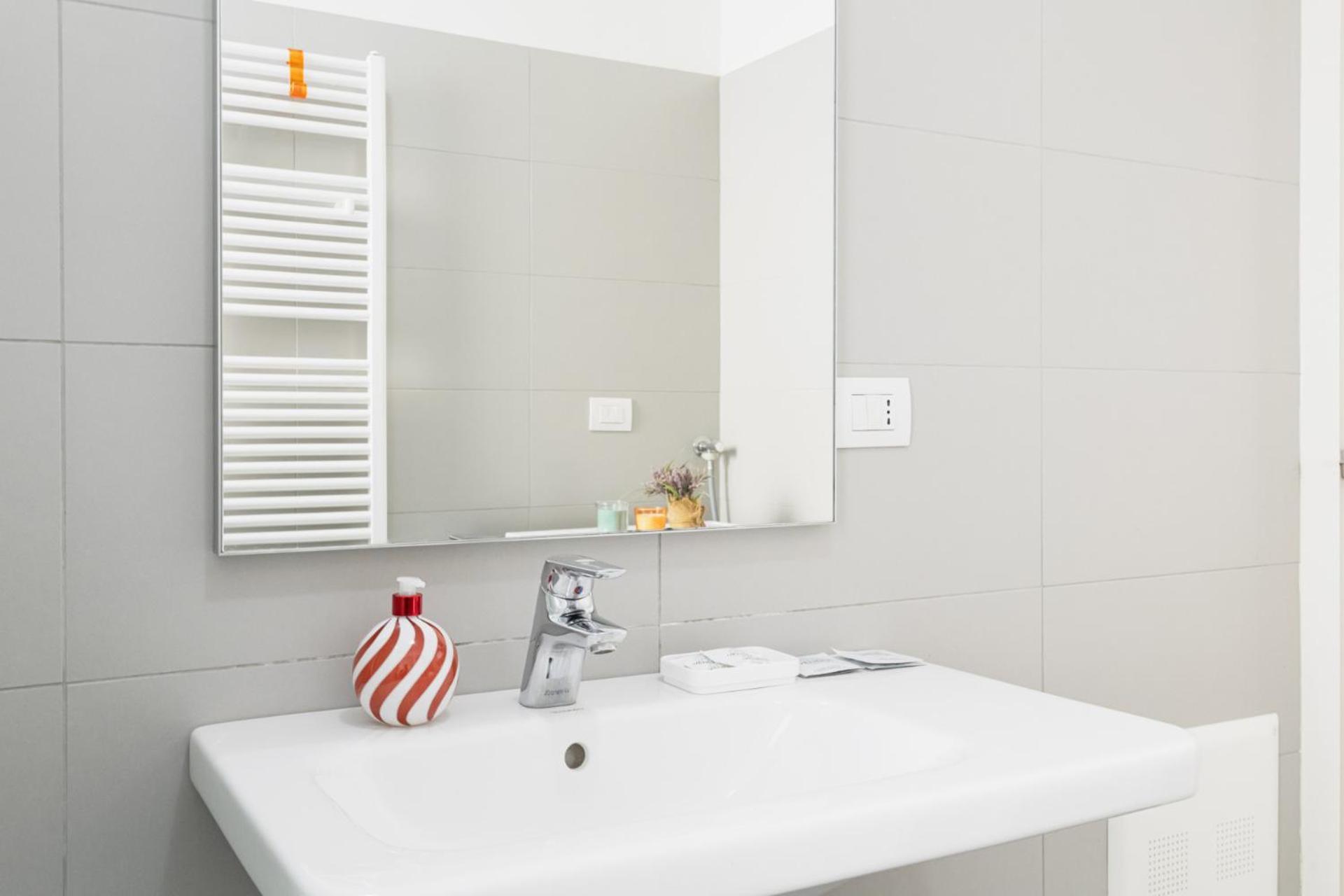 Апартаменти Easylife - Stile E Comfort Sui Navigli Мілан Екстер'єр фото